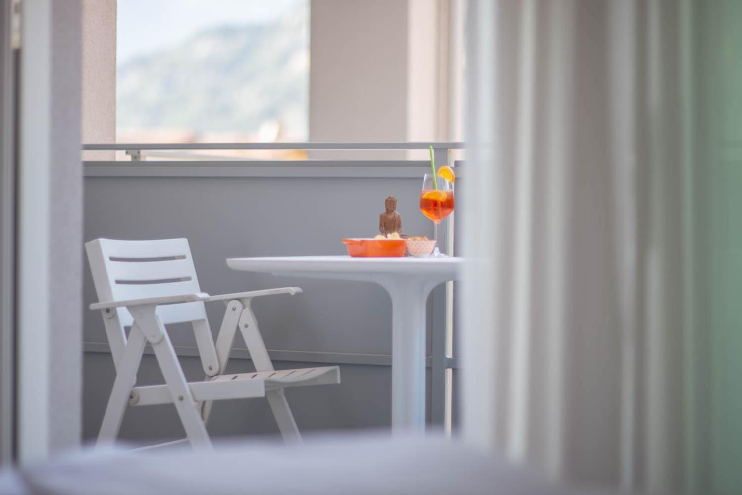 Hotel Glocal Torbole Torbole Sul Garda Zewnętrze zdjęcie