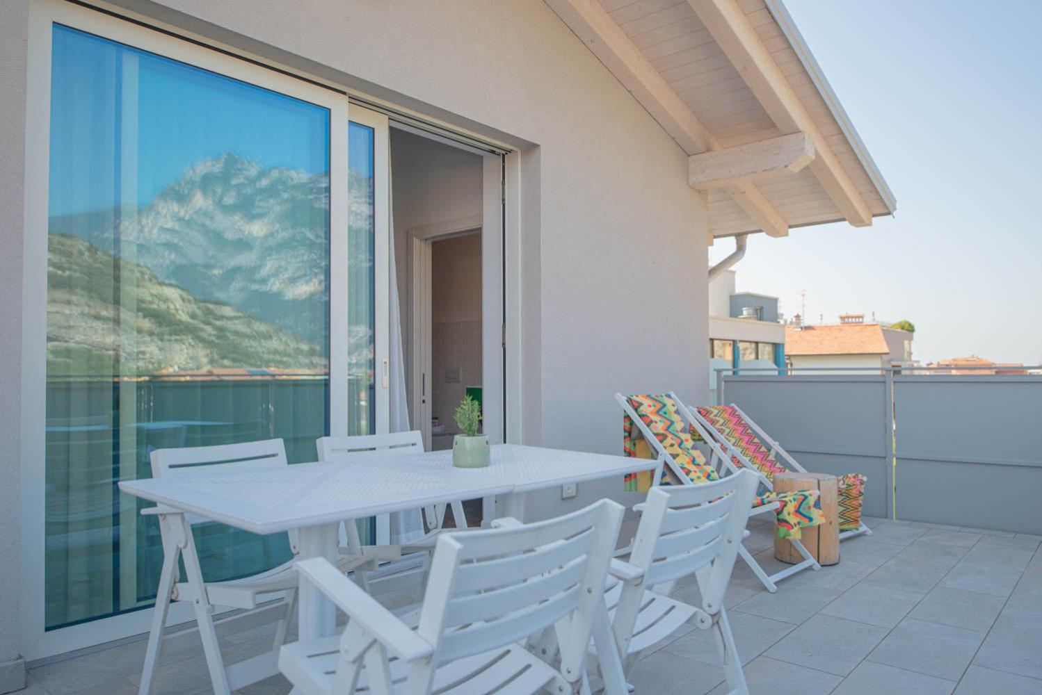 Hotel Glocal Torbole Torbole Sul Garda Zewnętrze zdjęcie